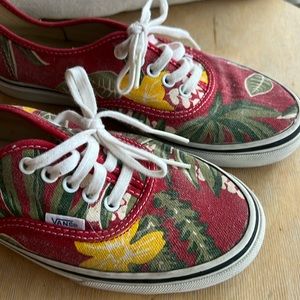 Limited edition tropical floral original Vans off the Wall